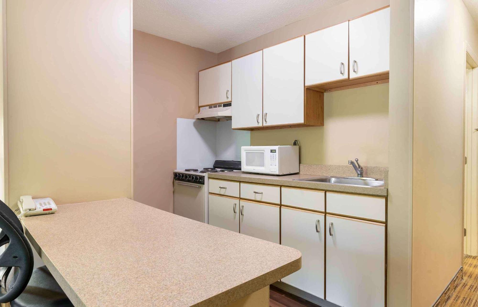 Extended Stay America Select Suites - St Louis - Westport - Craig Road Maryland Heights Bagian luar foto